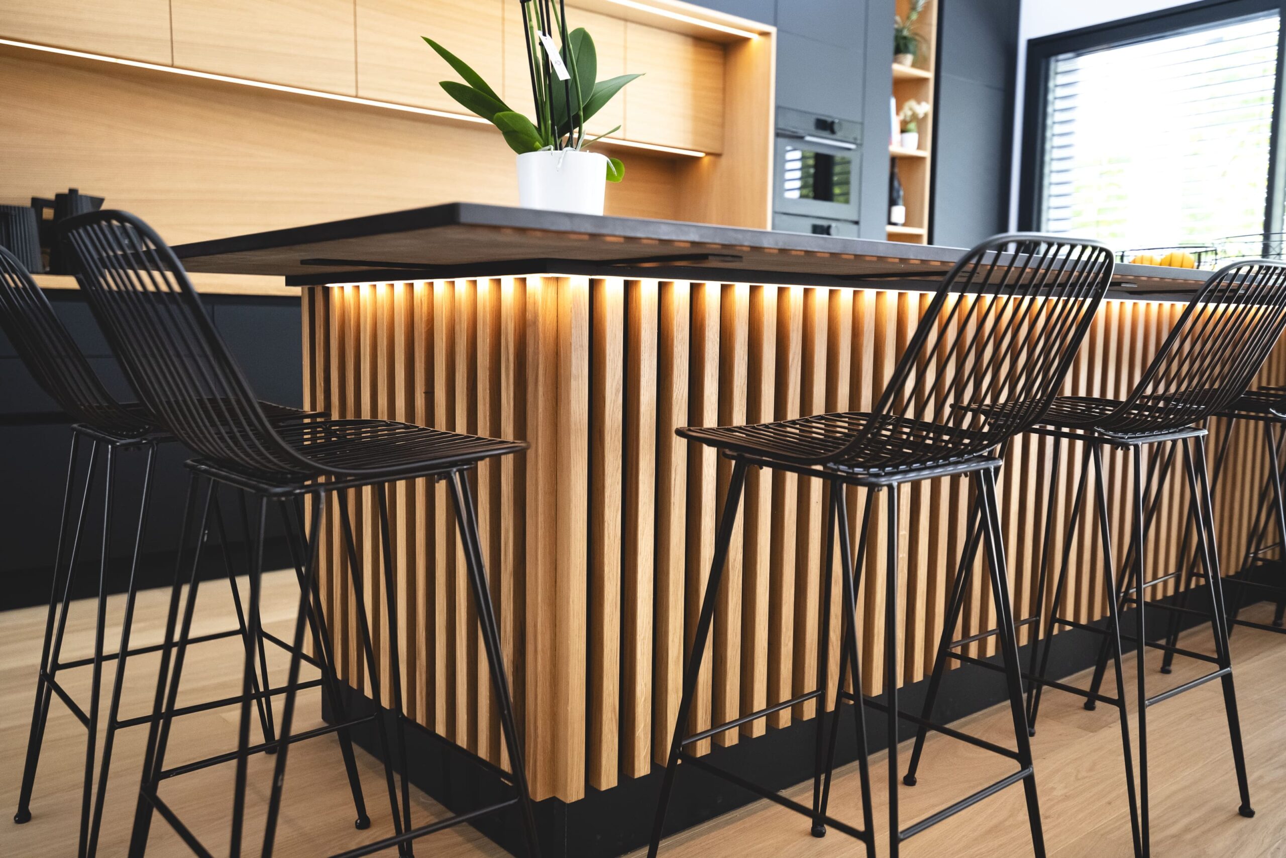 ATELIER FILAO AVRILLE – CUISINE SUR MESURE – 8 (1) Construction maison Angers